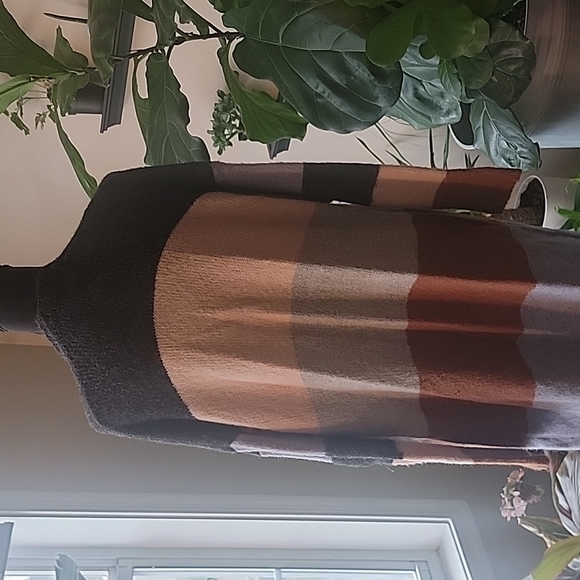 Long Cardigan Sweaters - Picture 6 of 9